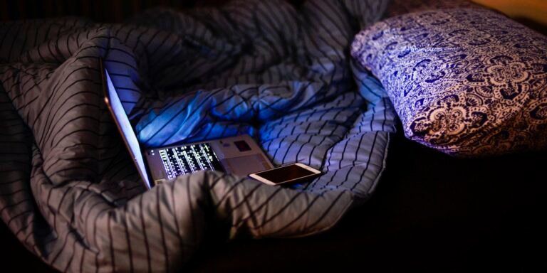 Violência sexual na internet atinge 1 em cada 5 adolescentes no Brasil