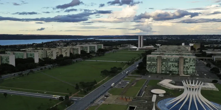 Ipea faz pesquisa para combater desinformação sobre políticas públicas