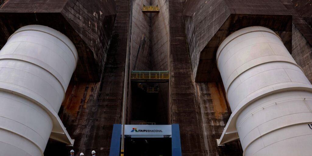 Energia solar em Itaipu tem potencial para dobrar capacidade da usina