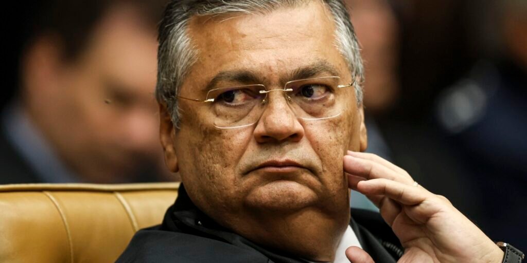 Dino diz que pagamento de novos penduricalhos está proibido