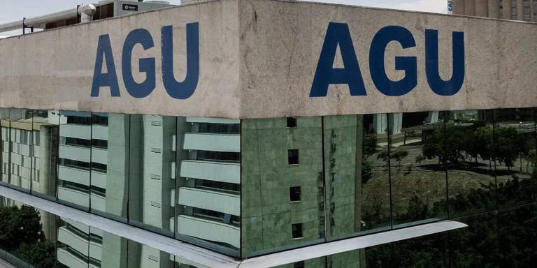 AGU diz ao STF que Lei da Dosimetria é inconstitucional