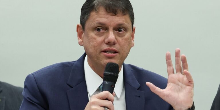 SP: TCE aprova com ressalvas as contas do governo de Tarcísio de 2025