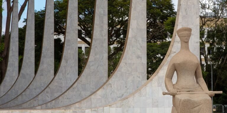 CNJ adia para agosto análise de regras sobre aposentadoria compulsória