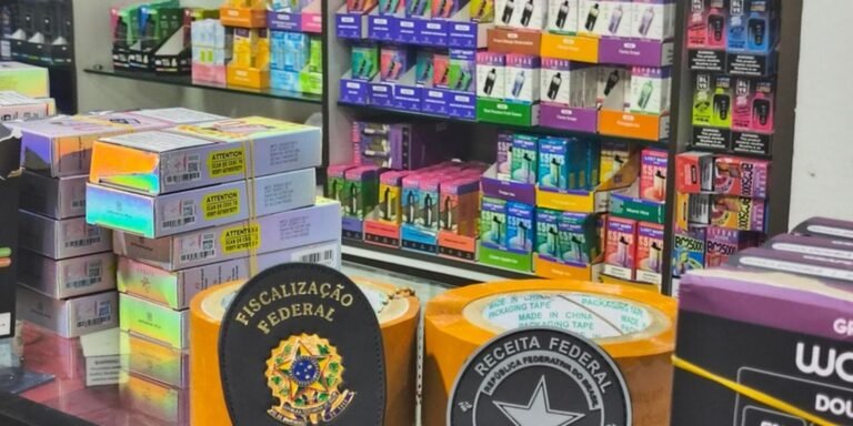 Anvisa e Receita Federal apreendem 25 mil cigarros eletrônicos