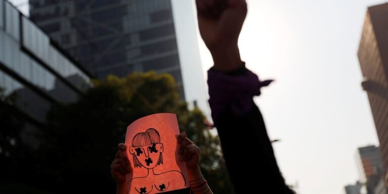 Ocorrência de violência digital contra mulheres cresceu 188% em um ano