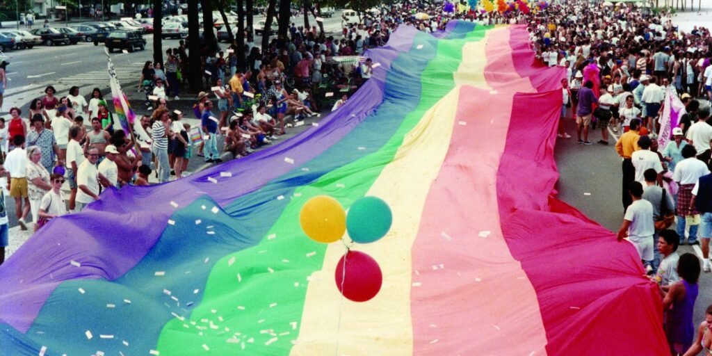 Dia do Orgulho LGBTQIA+: conheça marcos da luta por direitos no Brasil