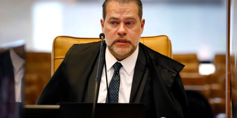 STF suspende análise de recursos apresentados pelas big techs