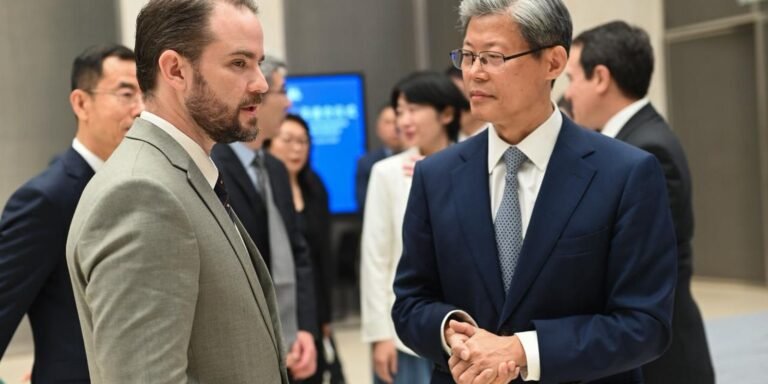 Brasil abre posto tributário na China para ampliar comércio