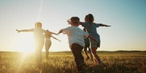 Em clima de Copa, campanha pede ‘cartão vermelho ao trabalho infantil’