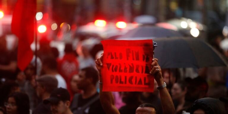 Estado pede desculpa a familiares de vítimas de violência policial