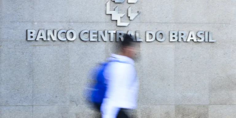Banco Central prevê crescimento de 2% para o PIB em 2026