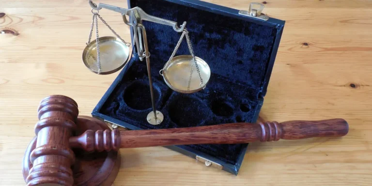 Programa busca impulsionar liderança de mulheres no sistema judicial