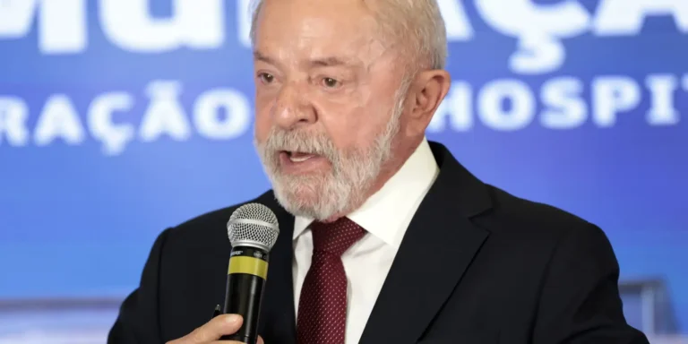 A pedido de Lula, ministro da Defesa irá à Venezuela na próxima semana
