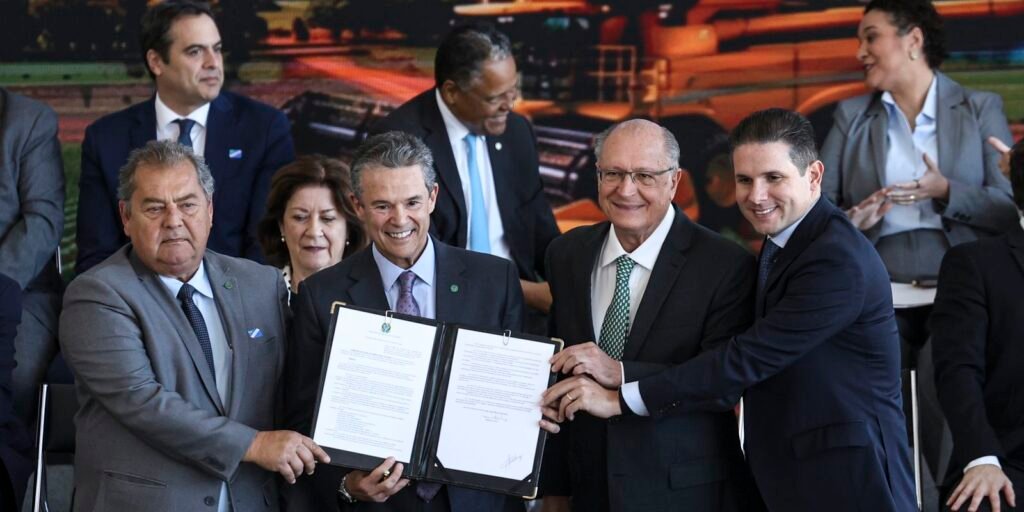 Governo federal lança Plano Safra 2026/2027 de R$ 525,1 bilhões