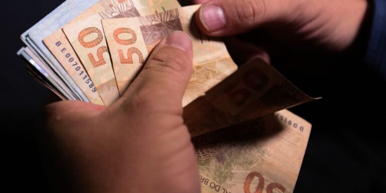 Caixa começa a pagar Bolsa Família de junho