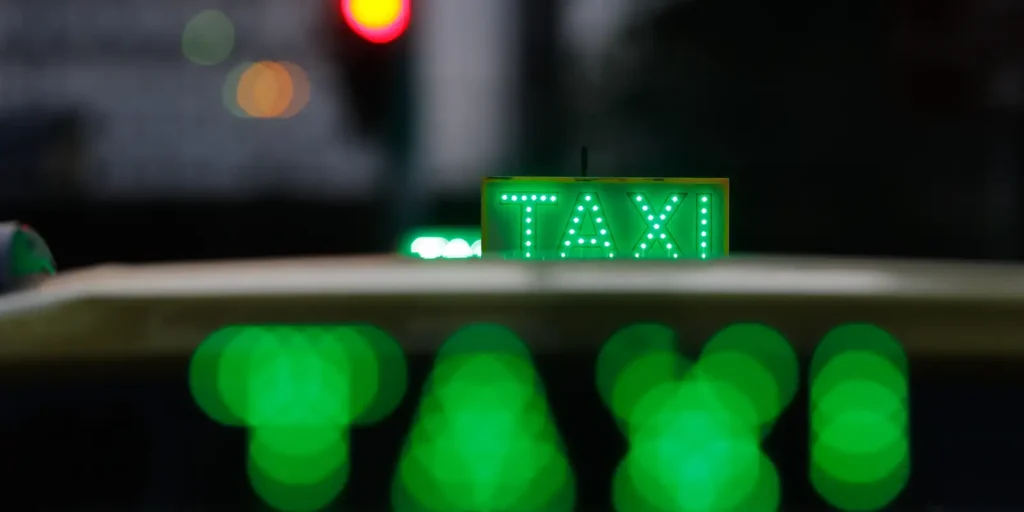 Motoristas de apps e taxistas já podem pedir financiamento
