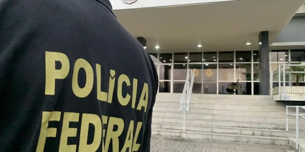 PF faz operação contra desvios na Universidade Federal Fluminense