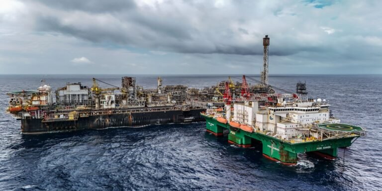 Imposto de 12% sobre exportação de petróleo é estendido por 60 dias