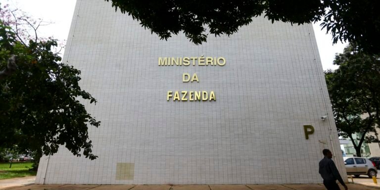 Governo deve recorrer ao STF sobre PEC de agentes de saúde