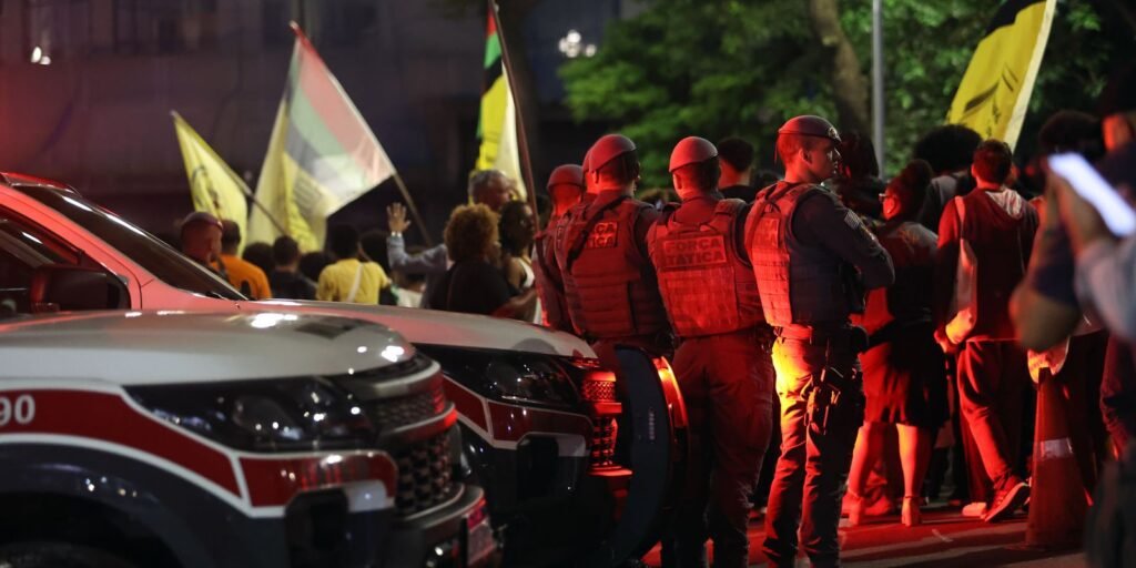 Oito em cada 10 mortes em ações policiais são negros, mostra relatório