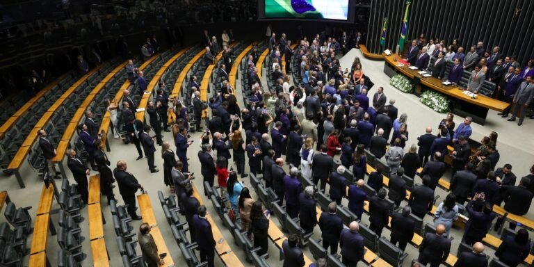 Só um terço dos partidos explicou controle de emendas parlamentares