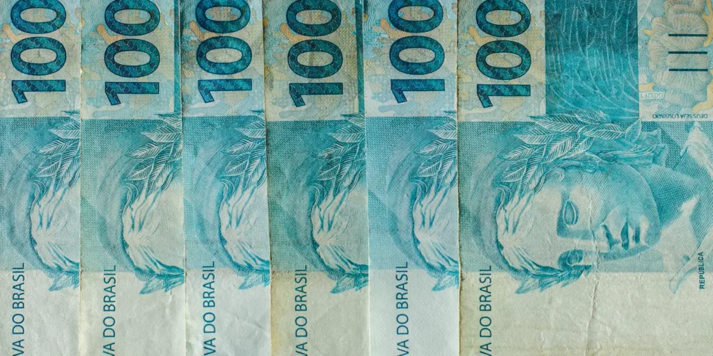 Caixa paga Bolsa Família de julho a beneficiários com NIS de final 4