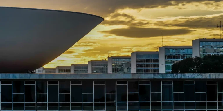 Congresso entra em recesso com projetos pendentes para o 2º semestre