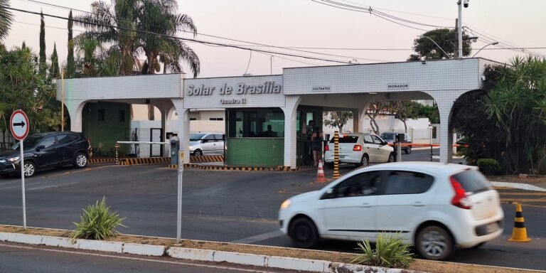 Moraes pede parecer da PGR sobre proibição de visitas a Bolsonaro