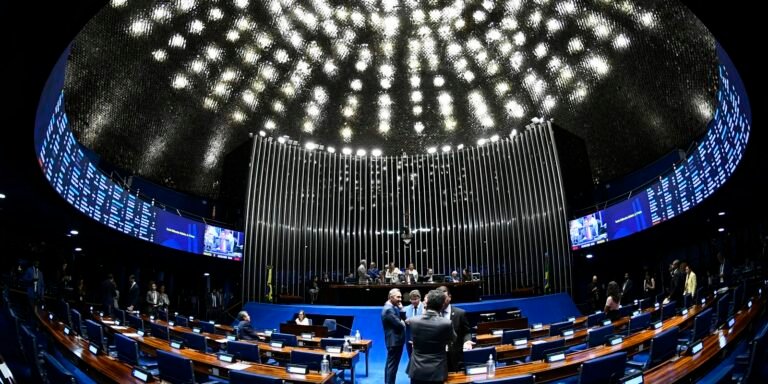 Após recesso, Congresso retoma trabalhos nesta semana