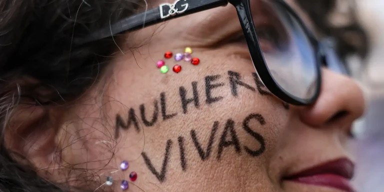 Rio: delegacias terão sala especial para mulheres vítimas de violência