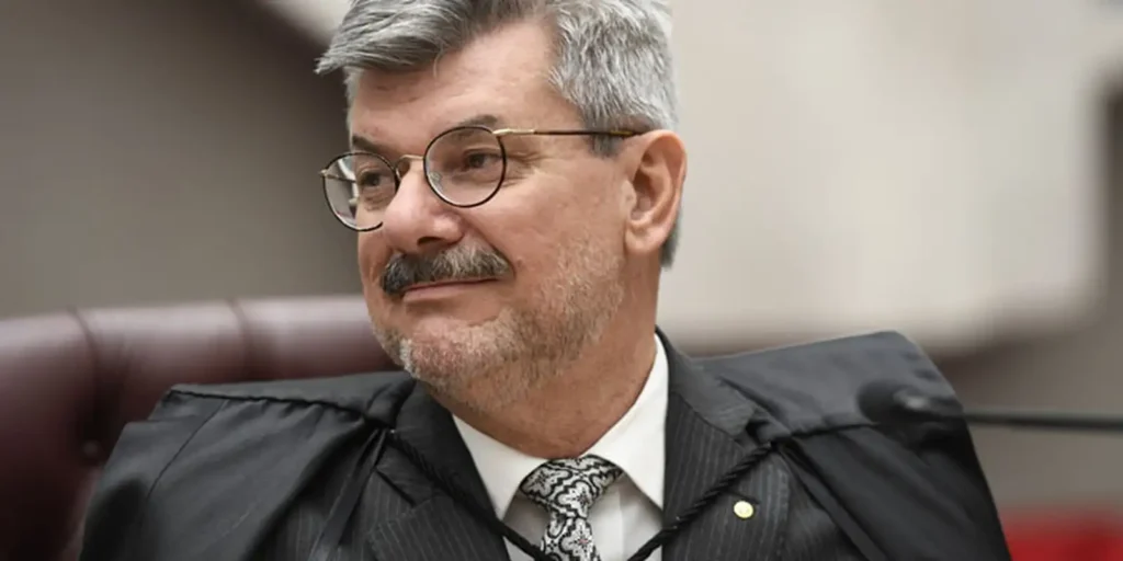 PGR pede perda de cargo para ministro do STJ acusado de crime sexual