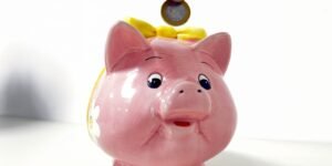 Retiradas da poupança superam depósitos em R$ 7,15 bilhões em julho