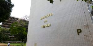 Governo reduz projeção do PIB para 2% em 2026 e 2,3% em 2027