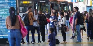 Transporte e insegurança fazem 40% das mulheres desistirem de emprego